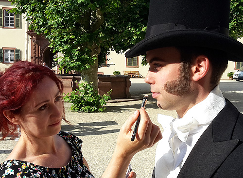 heidi-debbah-visagistin-makeup-artist-maskenbildnerin-sfx-hairstylistin-coaching-wiesbaden-buehne-film-tv